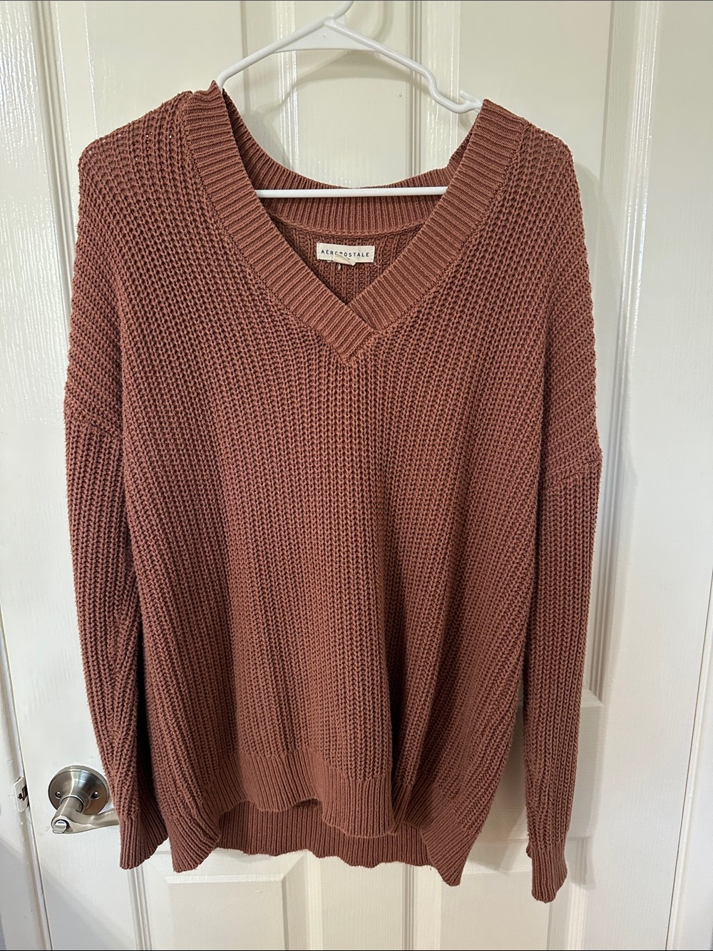 Aeropostale Women's V-Neck Knit Sweater - Mauve